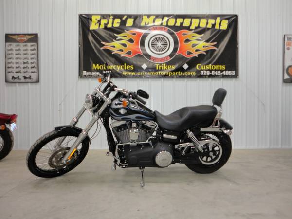 2013 Harley Blue Flame Dyna Wide Glide LOW Miles Motorcycle
