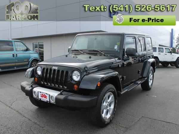 2013 Jeep Wrangler Unlimited Sahara 4WD (2013 Jeep Wrangler Unlimited Sahara 4WD)