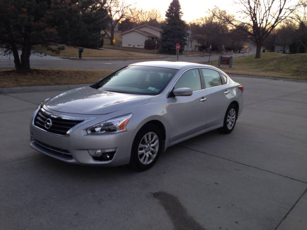 2013 NISSAN ALTIMA S 14K MILES