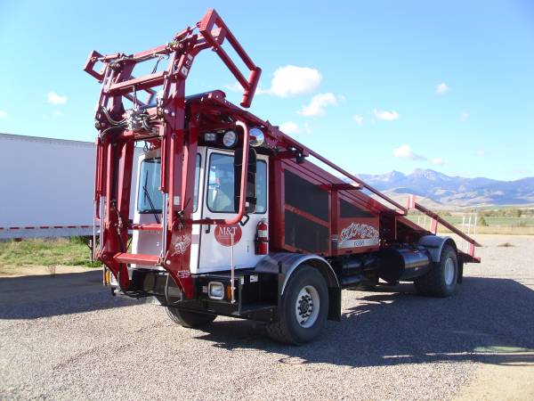 2015 STINGER BALE STACKER (BELGRADE, MT)