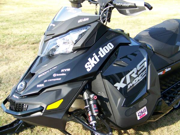 2015 XRS 800