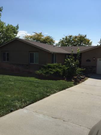 400  room for rent in boise (Maple Grove and Franklin area)