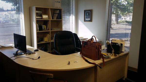 24hr Full Time Beautiful Offices 250mo Includes Utilities (Beaverton)