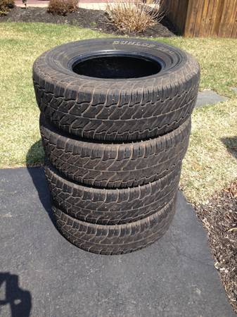 25570R16 (Set of 4 tires)  Dunlop RVxt