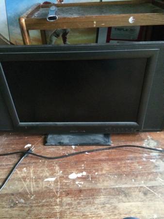 26 inch Olevia flat screen tv works perfect