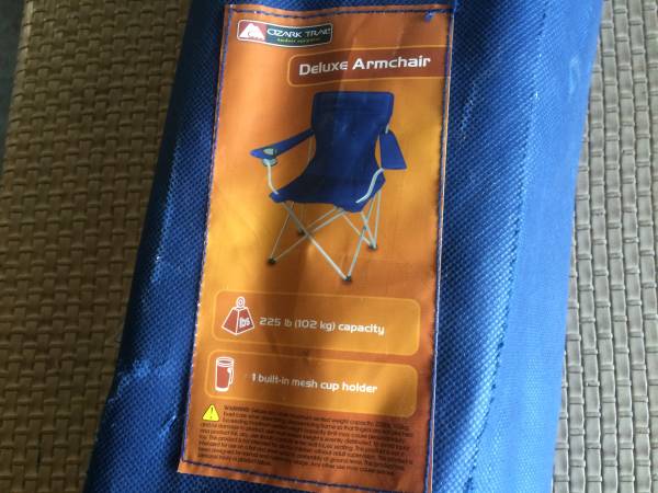 3 Adult and 1 child folding camping chairs 40 for all with carry bags