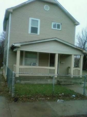 3 bd 1 ba all electric new remodel central air huge deck (3609 E 27 KCMO)