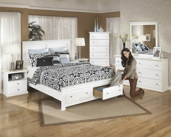 3 piece BLACK OR WHITE bedroom set at macomb mattress