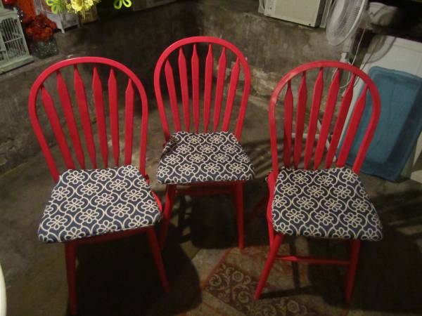 3 pink spindle wood kitchen dining chairs brand new seat cushions too