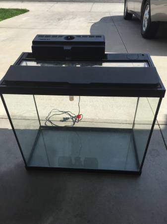 30 Gallon Tall Aquarium With A Whisper Power Filter 60 And Lid 60 (Meridian)