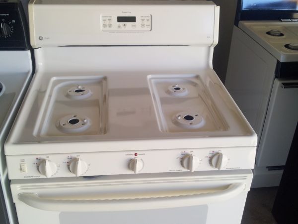 30WIDE GAS STOVE 150UP IN WORKING ORDER WITH 30 DAYS WARRANTY