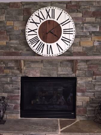 36 Rustic Pallet Wood Hand Painted Wall Clock