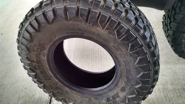 37x12.50x17 mud tires