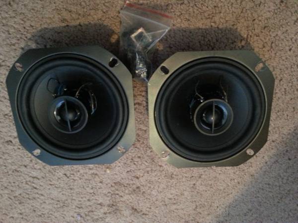 4 INCH BOSTON ACOUSTICS DOOR SPEAKERS RX47 HIGH PERFORMANCE