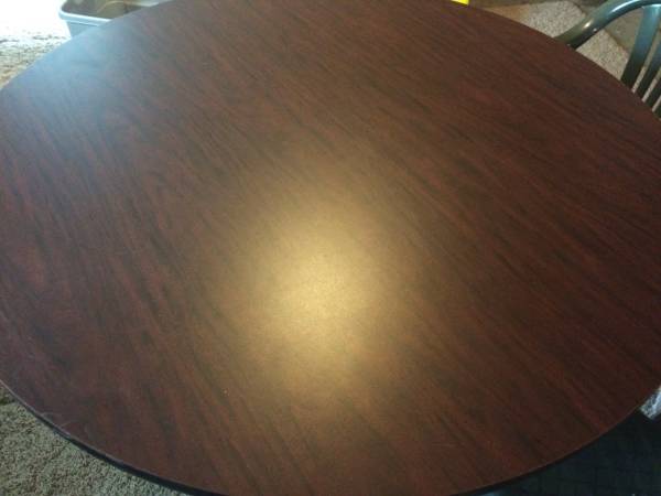 4 round conference table excellent condition