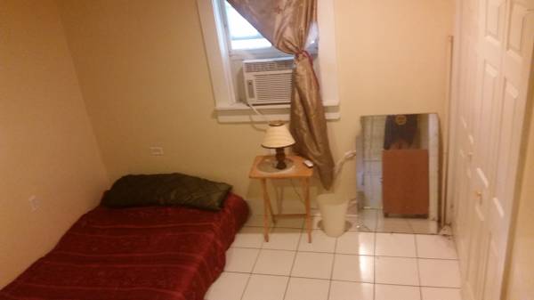 425  Female roommate wanted to share furnished apartment