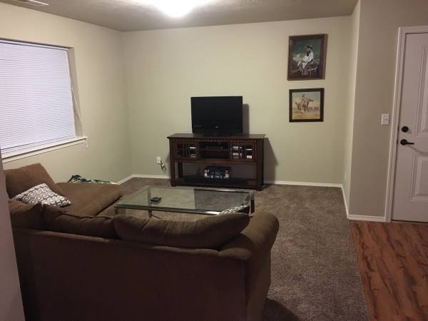 450  Room in new apartment complex for rent (Boise)