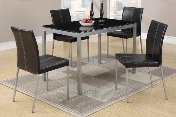 5 pcs dining set. with glass top.