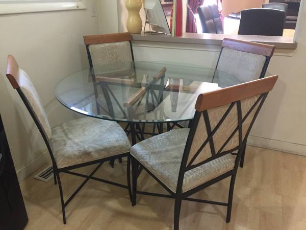 5 PIECE GLASS DINETTE SET