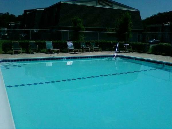 546  POOL calling your NAME (.O99 Cents Move in Special) Water Included (Pascagoula)