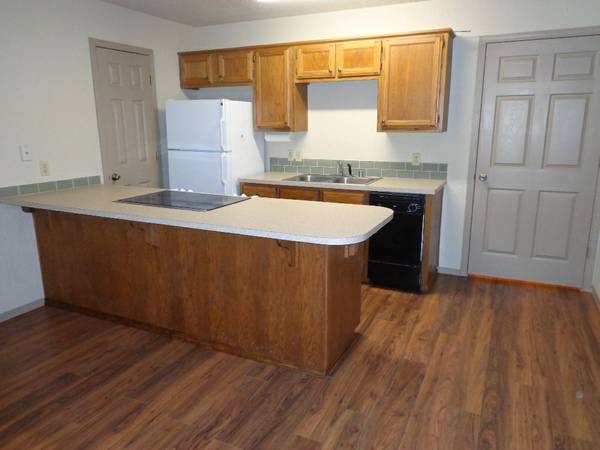 550  1 Bedroom near Downtown Bville (Bentonville)