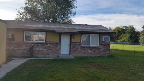 550  Cute amp Clean Apartment in Southeast Nampa (3009 Greenhurst Nampa, ID)