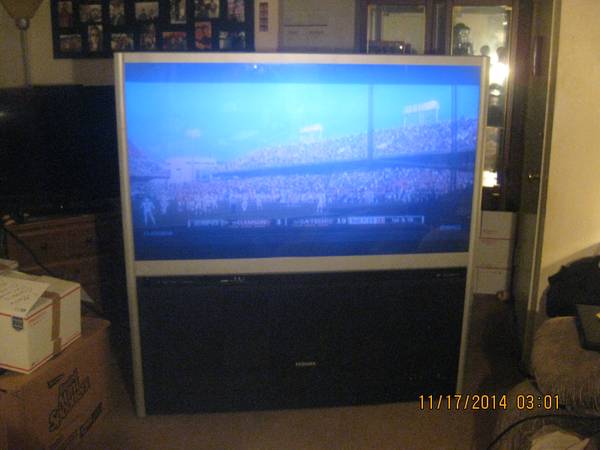 57toshiba Hd big screen TV