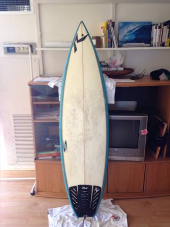 60 Rusty Surfboard