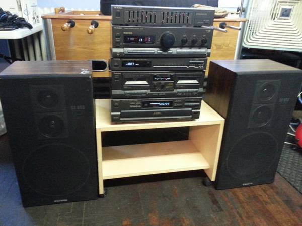 7 PC. STEREO SYSTEM 150 7 PC.STEREO SYSTEM 150 (West Milwaukee)