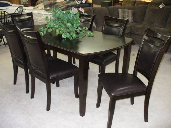 7 piece Dining Set in Espresso