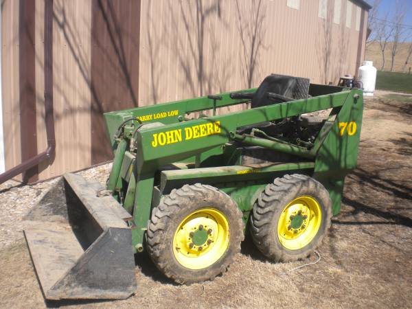 70 John Deere Skid Steer Loader