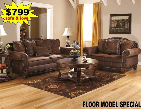 700 Living Room Set w Wood Trim Only 1 available