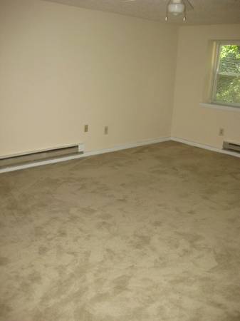710  710 The Nicest Apartment In the Northeast (NorthEast Phila)