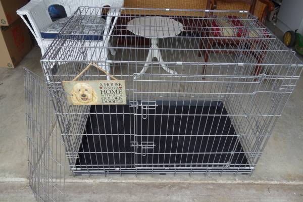 75  Precision Pet 42 3 Door Crate wdivider (Spring Hill)