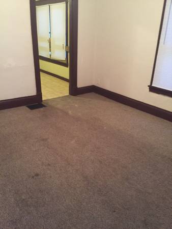 In Need Of 5 bedroom house ( Section 8 ) (Illinois)