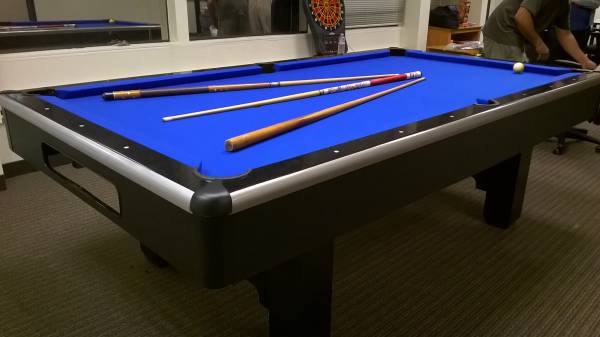 8 FT  POOLTABLE 4 SELL ,,,,(SLATE TABLE) 450 (vallejo  benicia)