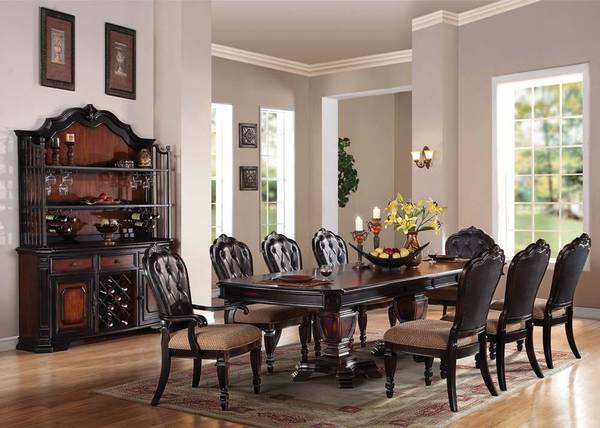 9 PC DINING TABLE (TABLE, ARM CHAIRS, SIX CHAIRS) Diningroom