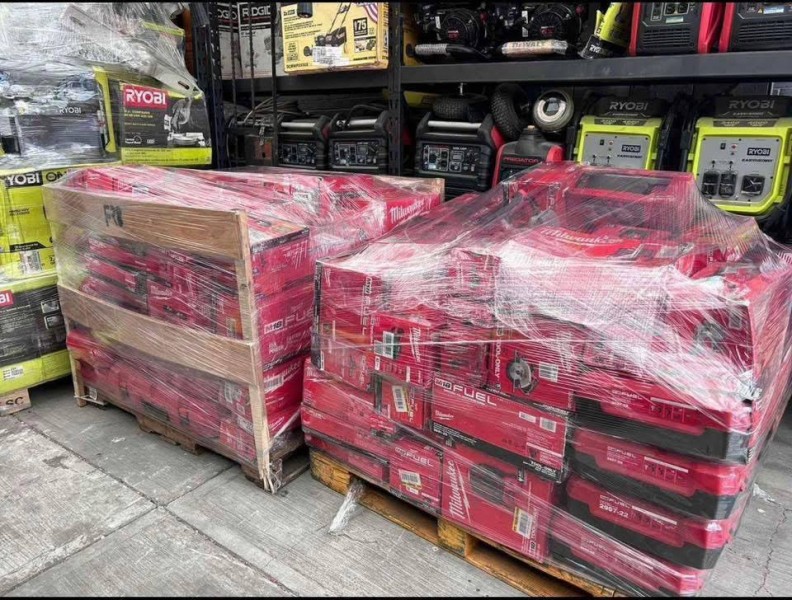 100 UNITS – Milwaukee Tools Pallet (Medium Lot)