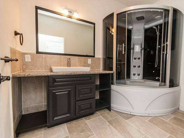 Handyman Property3 Bedroom, 2.5 Bathroom Town Home (New Castle County)