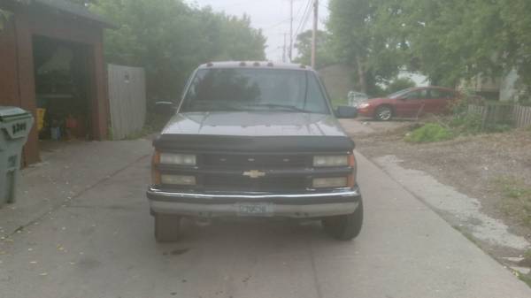 99 chevy tow truck 4995 OBO