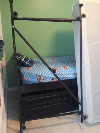 adjustable metal bed frame