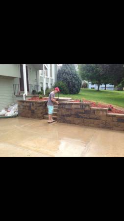 Affordable Retaining Walls, Patios, Walkways, Drainage solutions, Mulch, etc. (Bellevue)