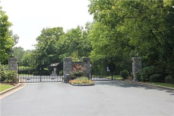 AMAZING EXCLUSIVE GATED NEIGHBORHOOD On A GOLF COURSE   (Brentwood)