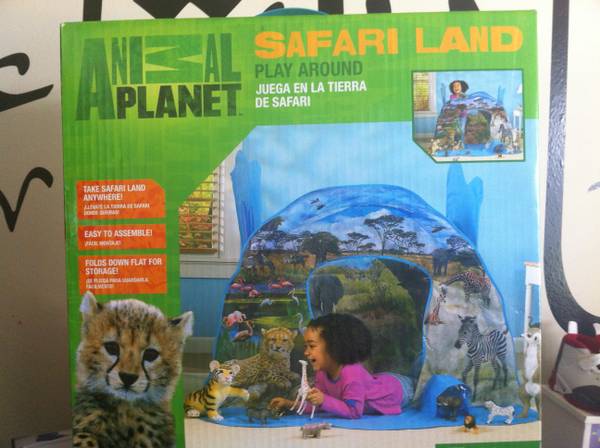 Animal Planet Safari Land Pop up Play Tent