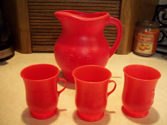 Antique 1960s Kool Aid Pitcher and Cups...OH YEAH