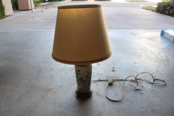 Antique ChineseAsian lamp