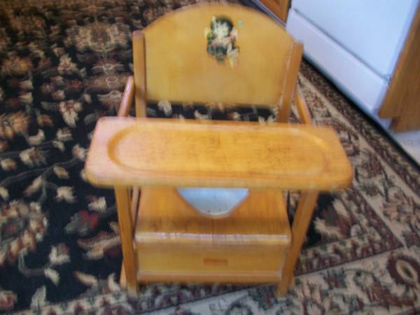 ANTIQUE POTTY CHAIR