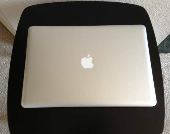 Apple MacBook Pro 15.4