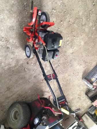 ariens sidewalk edger used less than 12 hour NEW