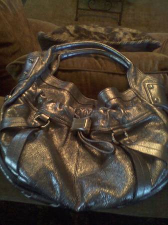 B Makowsky large Pewter leather purse